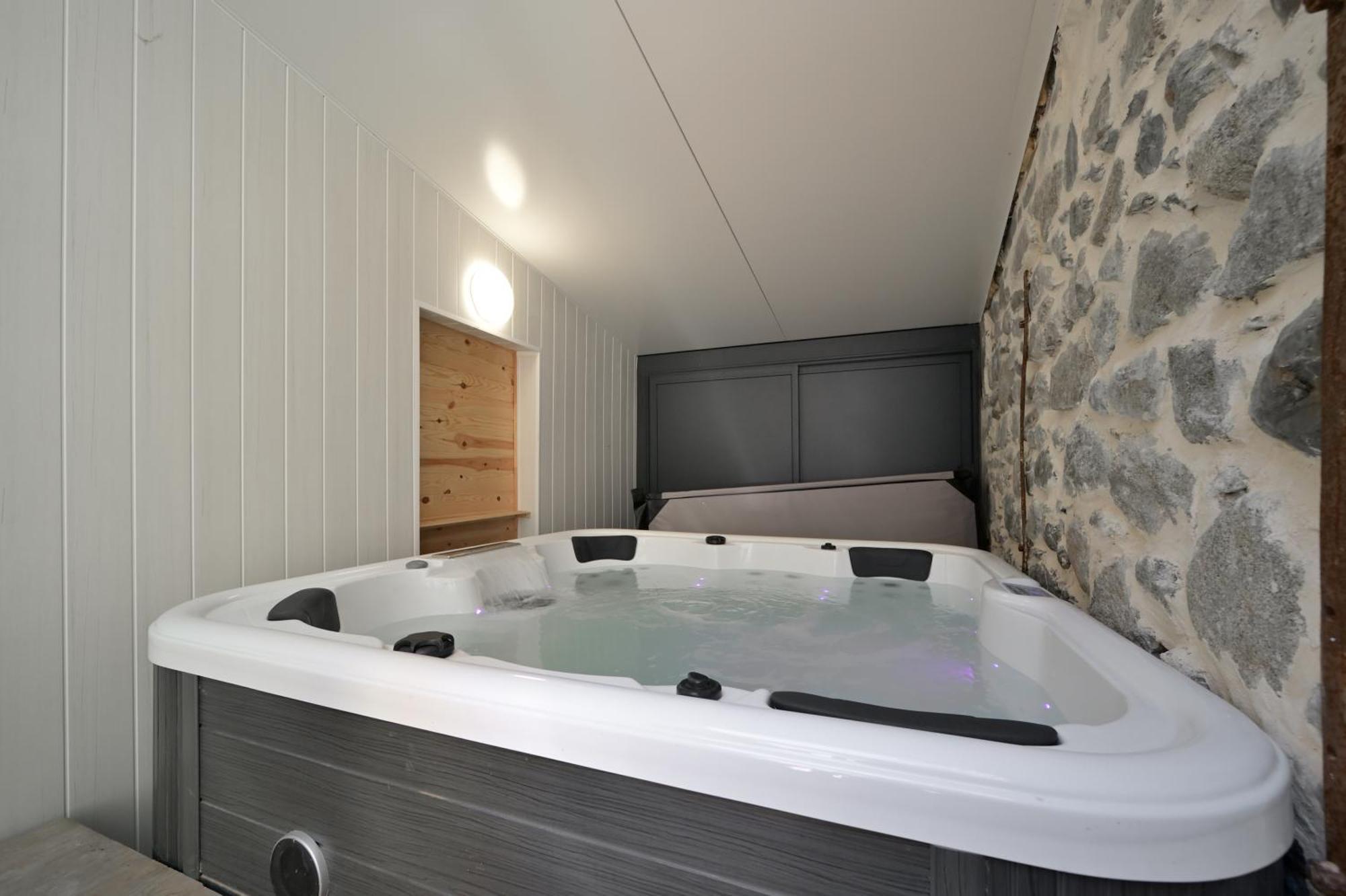 Le Gite Des 3000 Avec Spa Auzat Bagian luar foto